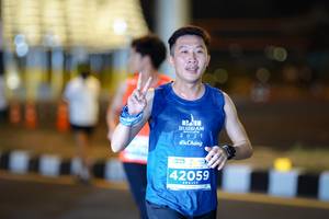 BIB: 2021, 42059
                            <button type="button" onclick="openModal(15699009)" class="btn btn-primary btn-sm float-right btn-popup" data-toggle="modal" data-target=".modal-high-quality">
                        <i class="fas fa-shopping-cart"></i> Add to Cart
                    </button>
                                            <button type="button" onclick="isThisMe(15699009, true)" class="btn btn-success btn-sm float-right btn-popup btn-isme hidden" data-toggle="tooltip" data-placement="bottom" title="นี่คือรูปของคุณใช่ไหม คลิกที่นี่เพื่อเอาเข้าอัลบั้ม">
                        <i class="fas fa-plus"></i> Add to album
                    </button>
                    <button type="button" onclick="isThisMe(15699009, false)" class="btn btn-warning btn-sm float-right btn-popup btn-isnotme hidden">
                        <i class="fas fa-ban"></i> Remove from album
                    </button>